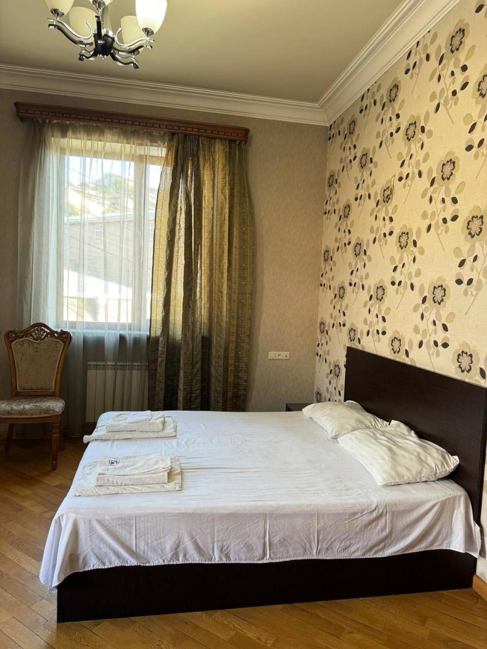 Centre Hotel-Hostel Ереван Экстерьер фото