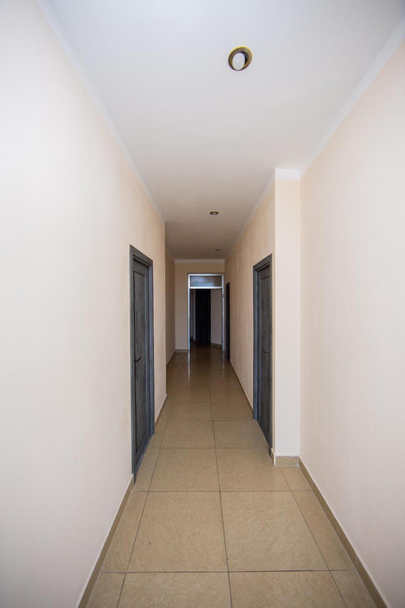 Centre Hotel-Hostel Ереван Экстерьер фото