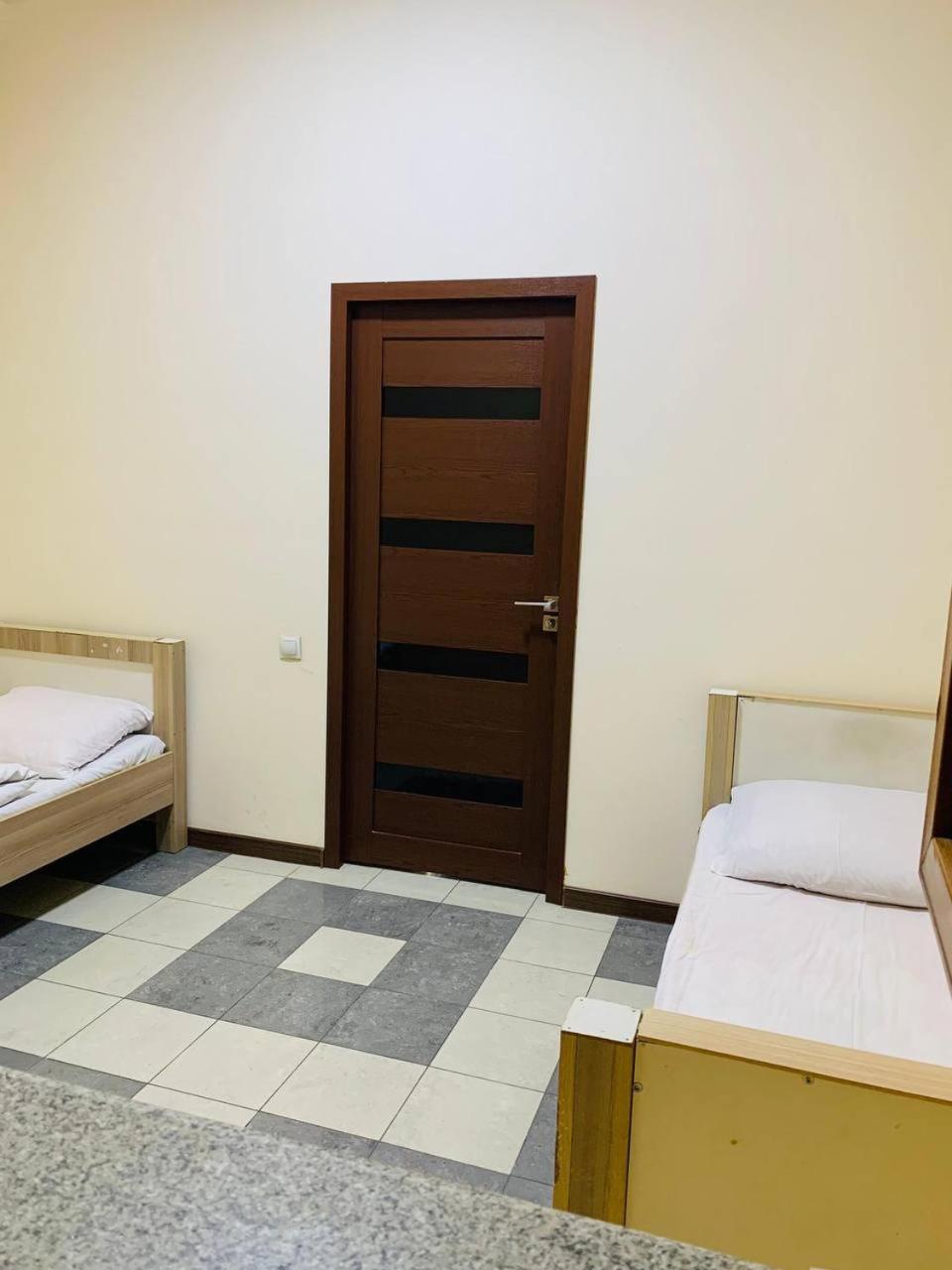 Centre Hotel-Hostel Ереван Экстерьер фото