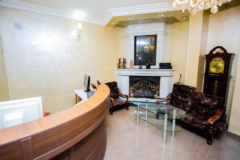 Centre Hotel-Hostel Ереван Экстерьер фото
